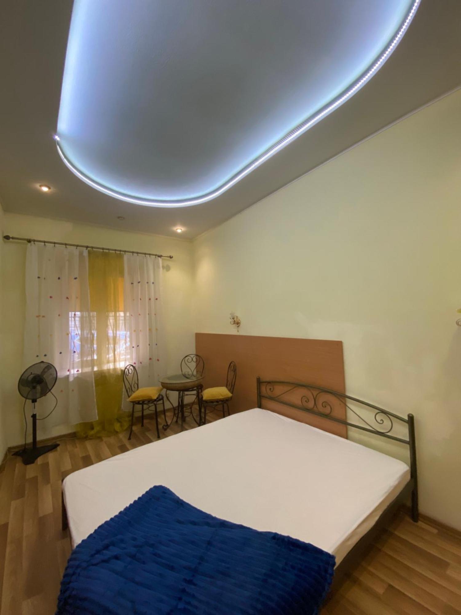 Aleksandr Apartment Odesa Exterior foto